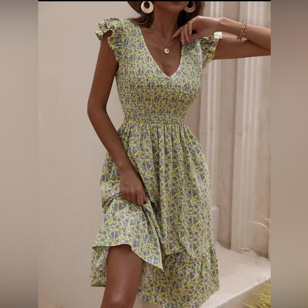 SHEIN floral v-neck dress